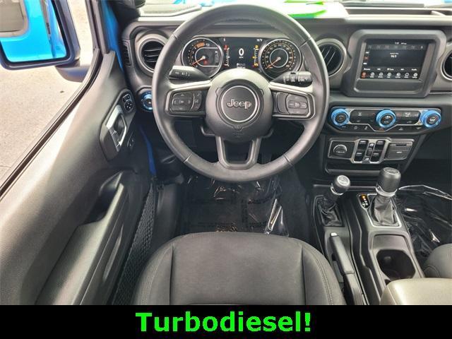 used 2022 Jeep Wrangler Unlimited car, priced at $27,500