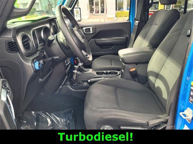 used 2022 Jeep Wrangler Unlimited car, priced at $27,500