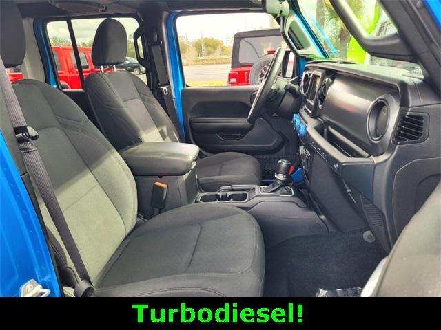 used 2022 Jeep Wrangler Unlimited car, priced at $27,500