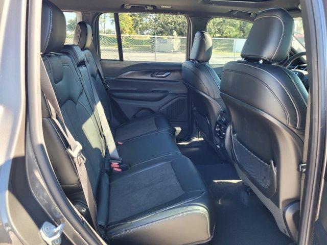 new 2025 Jeep Grand Cherokee car, priced at $35,706