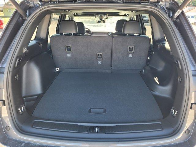 new 2025 Jeep Grand Cherokee car, priced at $35,706