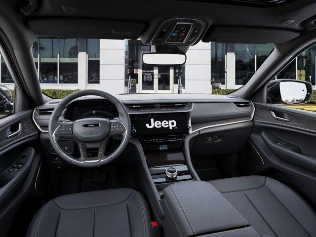 new 2026 Jeep Grand Cherokee car, priced at $41,132