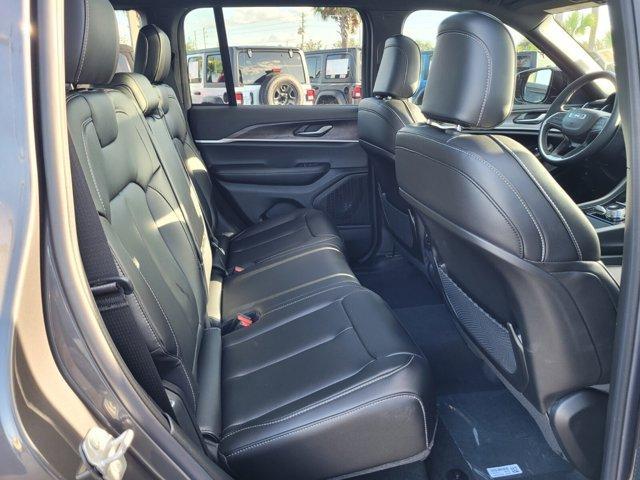 new 2025 Jeep Grand Cherokee car, priced at $42,307