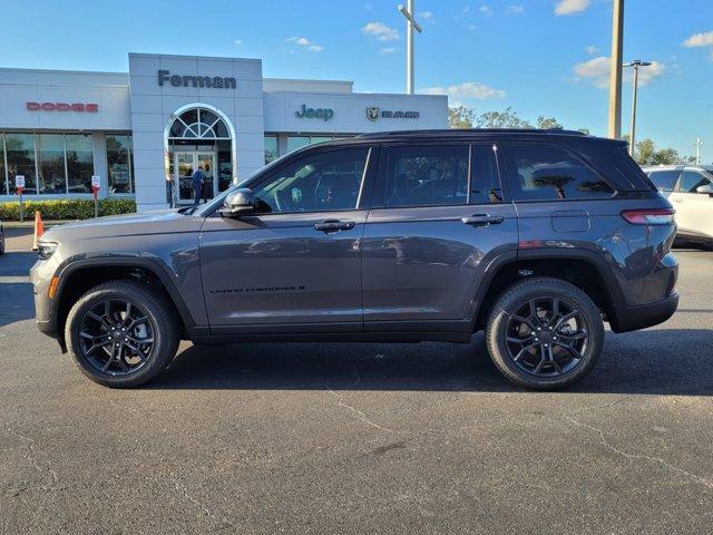 new 2025 Jeep Grand Cherokee car, priced at $42,307