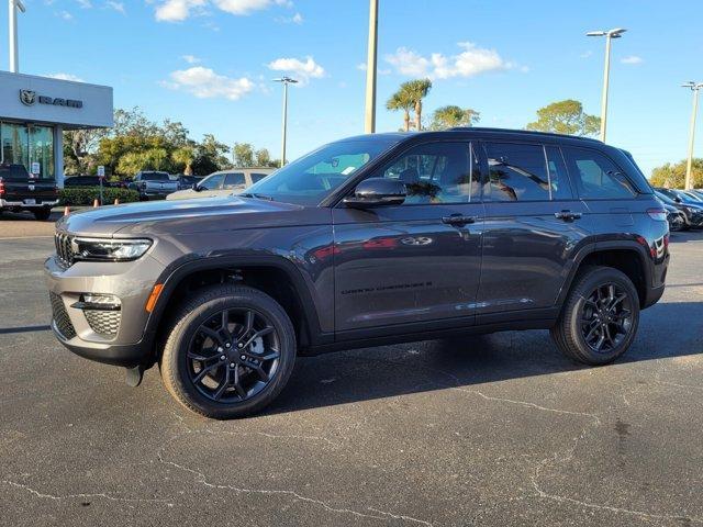 new 2025 Jeep Grand Cherokee car, priced at $42,307
