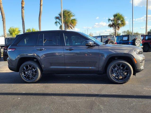 new 2025 Jeep Grand Cherokee car, priced at $42,307