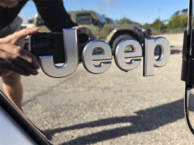 new 2026 Jeep Wrangler car, priced at $40,888
