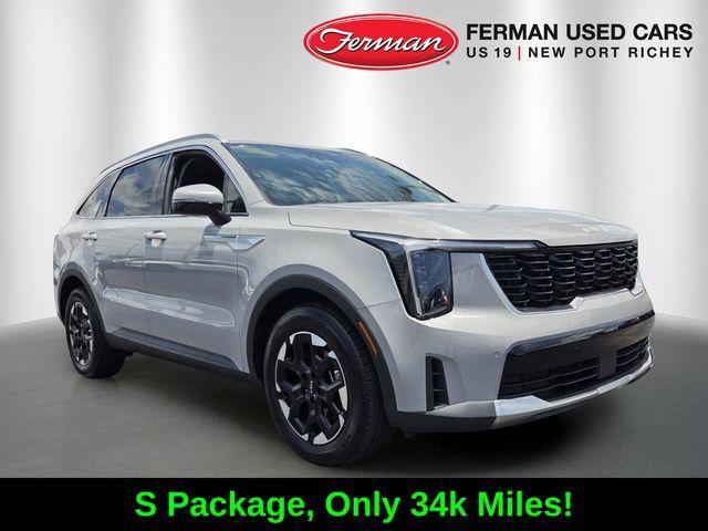 used 2024 Kia Sorento car, priced at $26,555