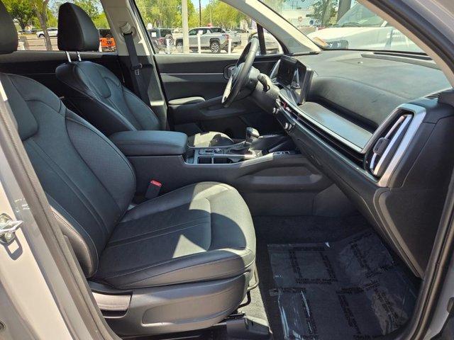 used 2024 Kia Sorento car, priced at $27,800