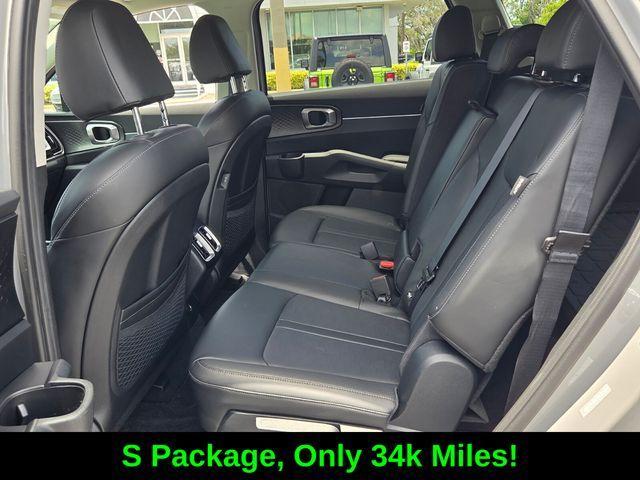 used 2024 Kia Sorento car, priced at $27,500