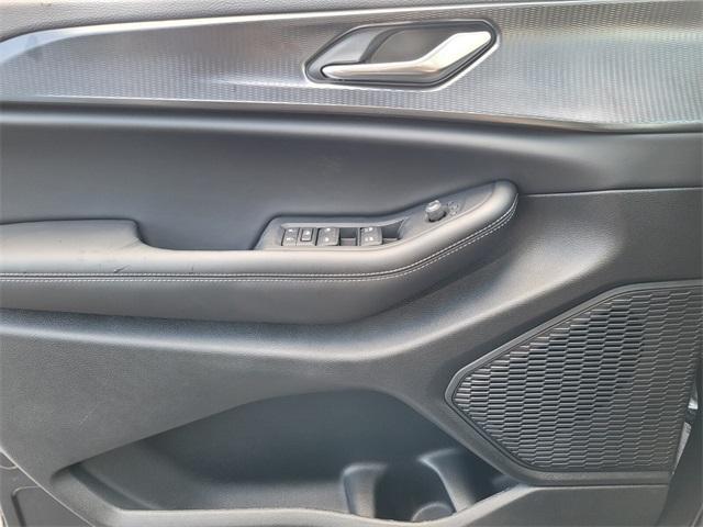 new 2025 Jeep Grand Cherokee car, priced at $37,747