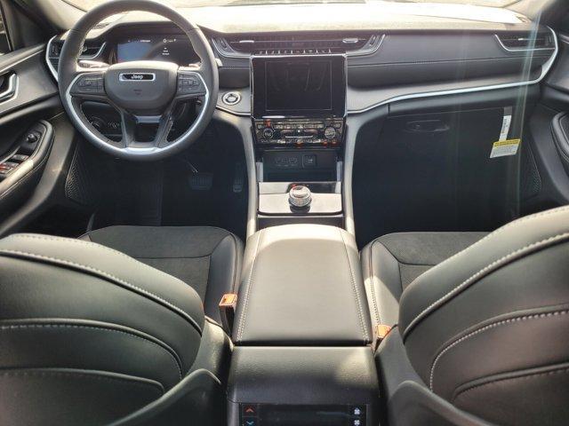 new 2025 Jeep Grand Cherokee L car, priced at $37,858