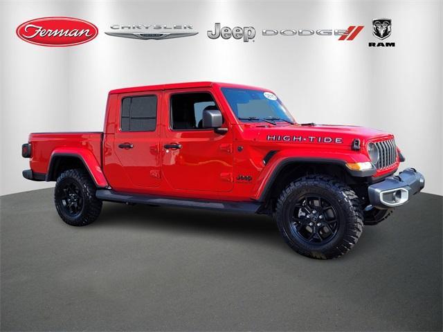 new 2025 Jeep Gladiator car, priced at $36,499