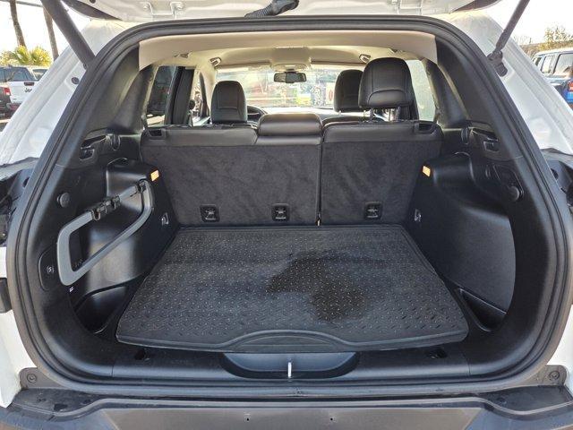 used 2018 Jeep Cherokee car, priced at $16,995