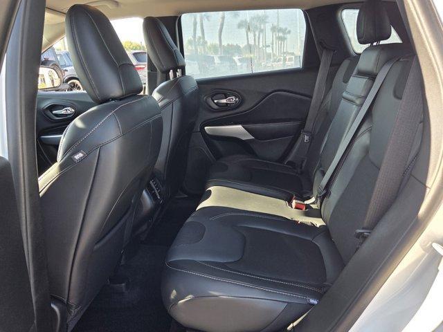 used 2018 Jeep Cherokee car, priced at $16,995