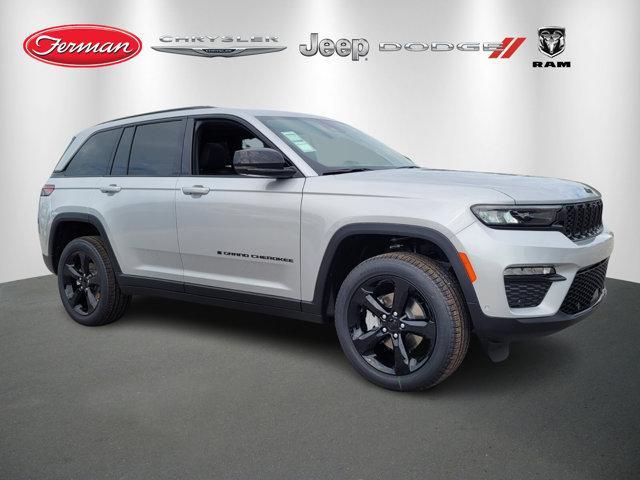new 2025 Jeep Grand Cherokee car, priced at $41,388