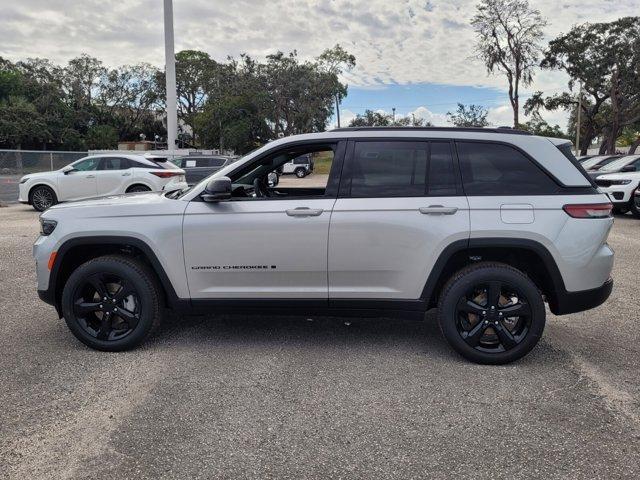 new 2025 Jeep Grand Cherokee car, priced at $41,388