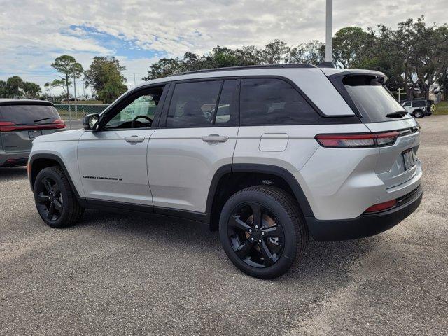 new 2025 Jeep Grand Cherokee car, priced at $41,388