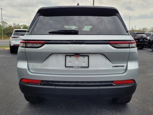 new 2025 Jeep Grand Cherokee car, priced at $38,299