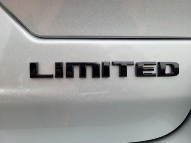 new 2025 Jeep Grand Cherokee car, priced at $38,299