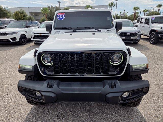 used 2024 Jeep Gladiator car