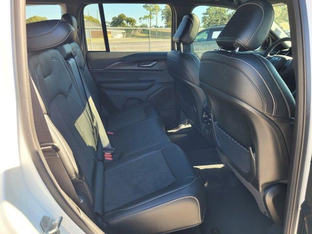 new 2025 Jeep Grand Cherokee car, priced at $35,680