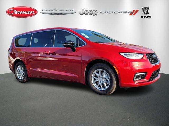 new 2026 Chrysler Pacifica car, priced at $38,674