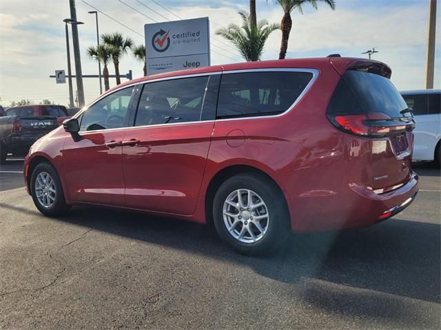 new 2026 Chrysler Pacifica car, priced at $39,415