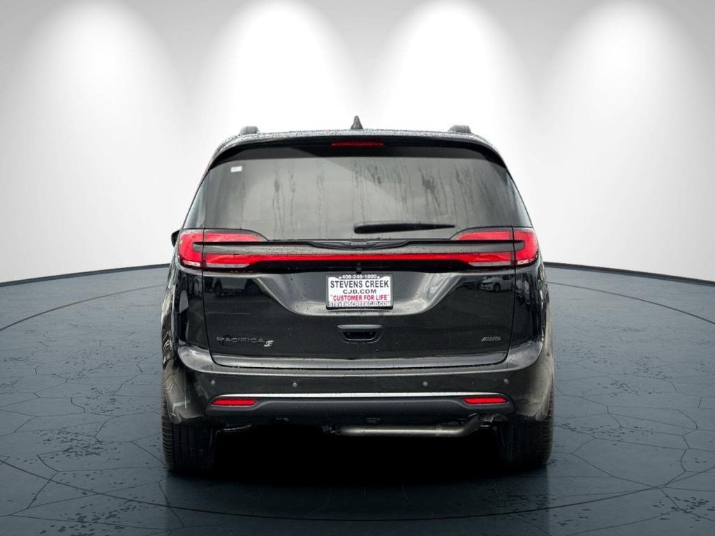 new 2026 Chrysler Pacifica car, priced at $52,725