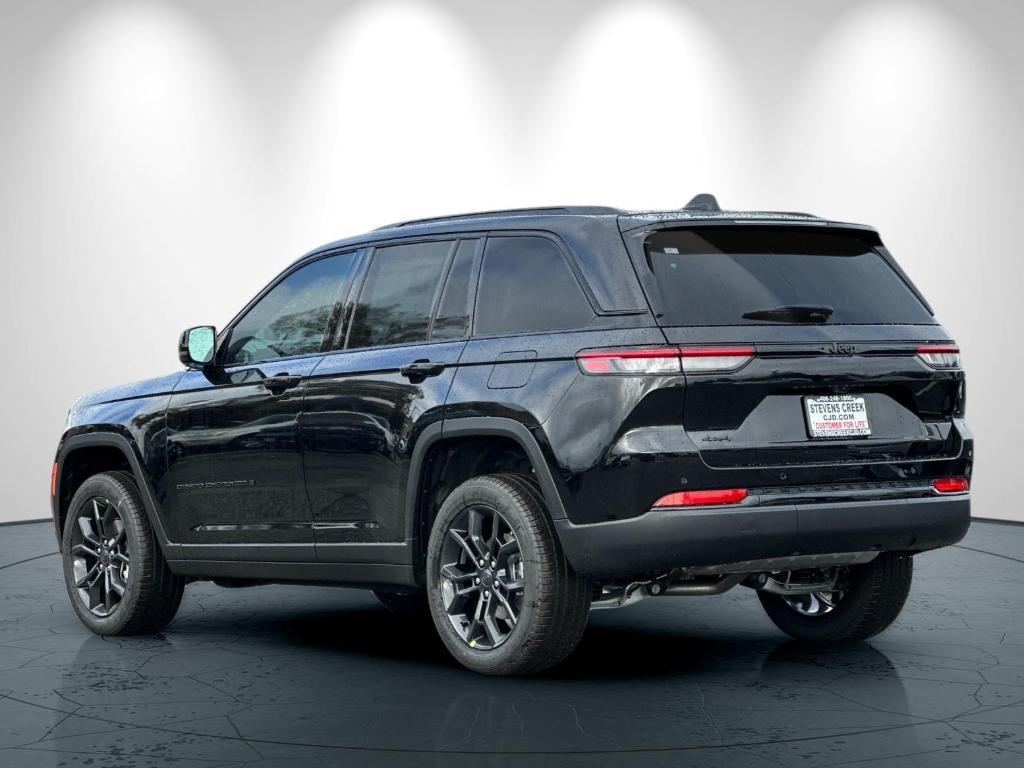 new 2025 Jeep Grand Cherokee car, priced at $53,735