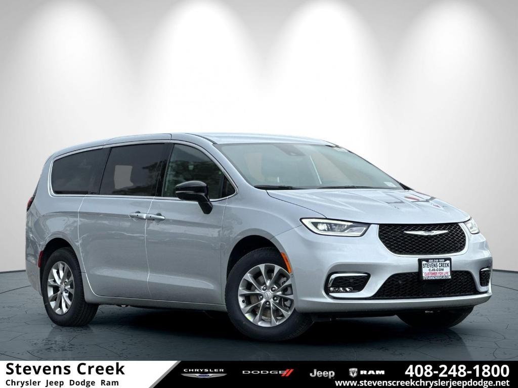 new 2026 Chrysler Pacifica car, priced at $51,275