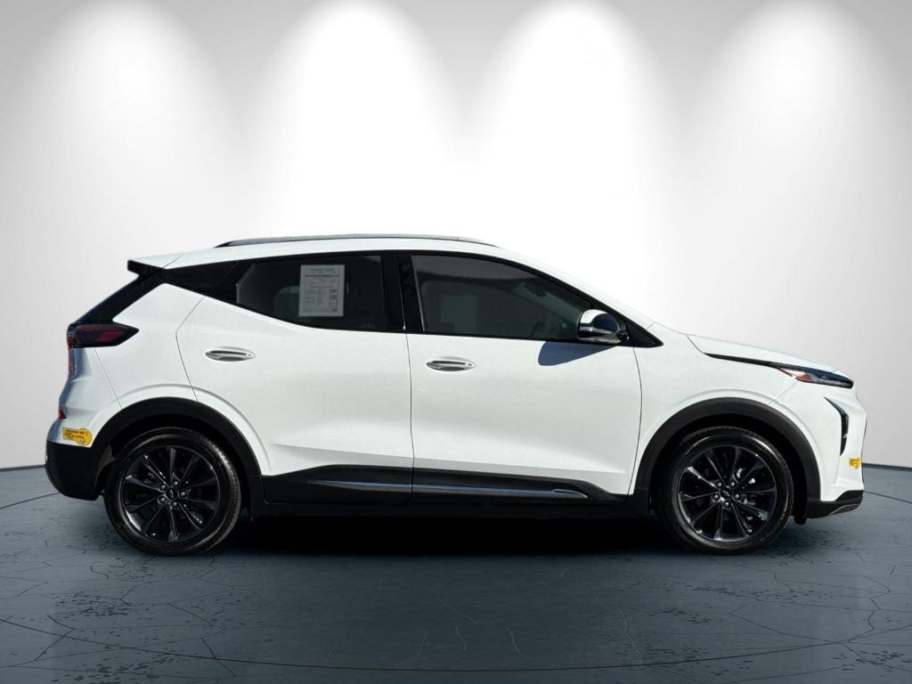 used 2022 Chevrolet Bolt EUV car, priced at $20,471