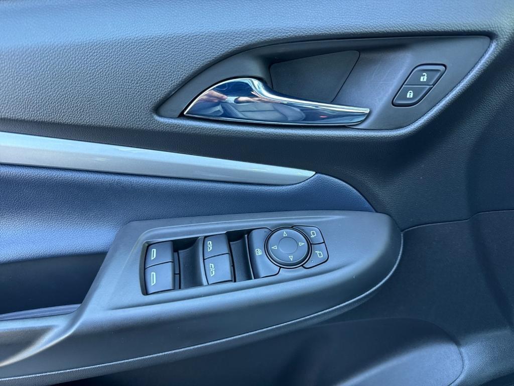 used 2022 Chevrolet Bolt EUV car, priced at $20,471