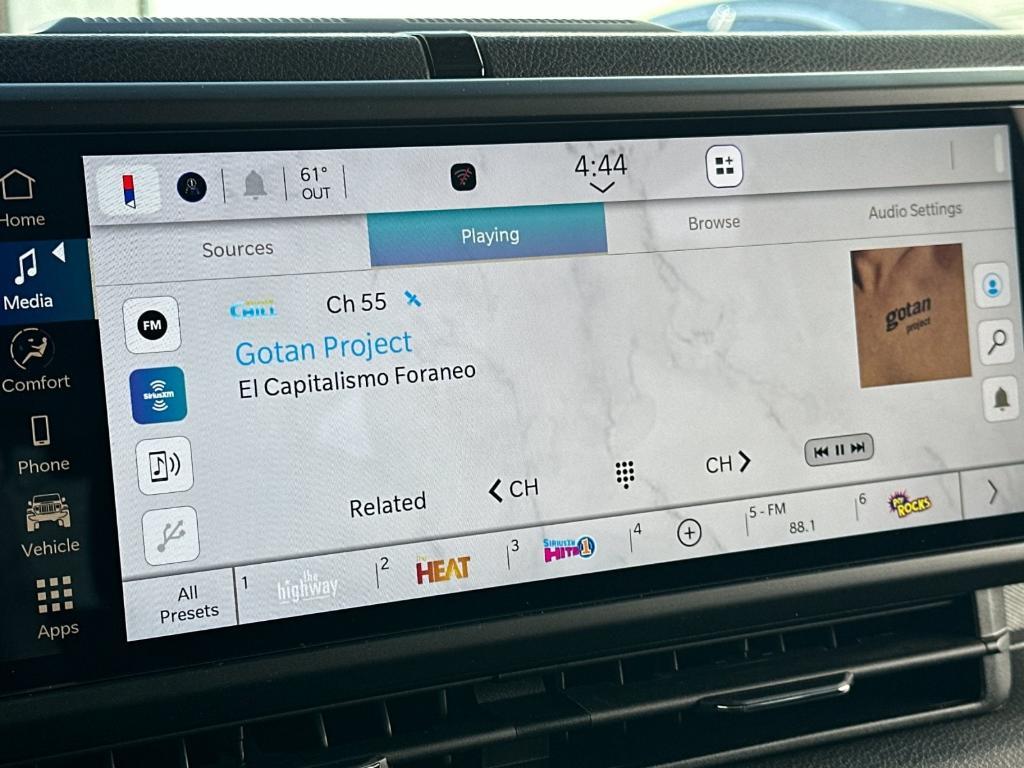 new 2025 Jeep Wrangler car