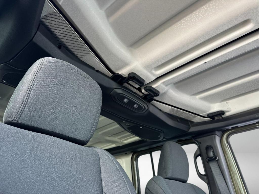 new 2025 Jeep Wrangler car