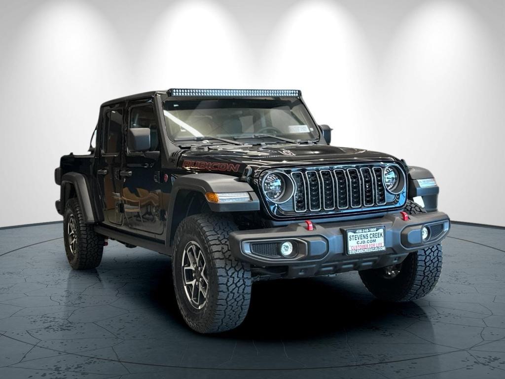 new 2025 Jeep Gladiator car, priced at $59,200