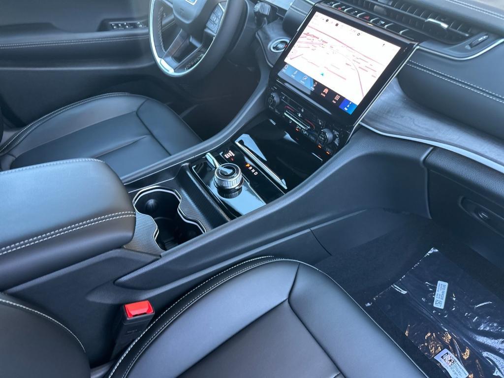 new 2025 Jeep Grand Cherokee L car, priced at $50,245