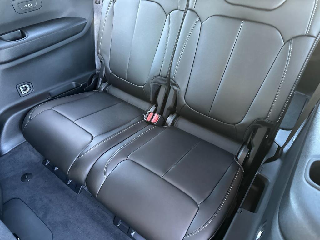 new 2025 Jeep Grand Cherokee L car, priced at $50,245