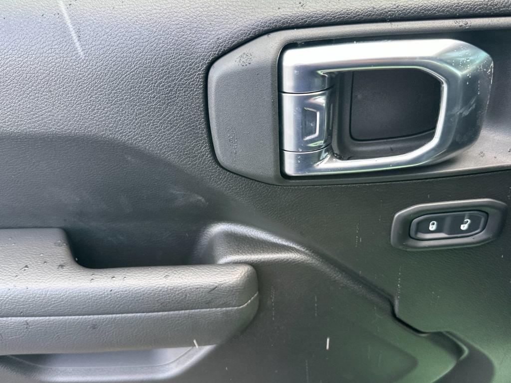 new 2026 Jeep Gladiator car, priced at $49,717