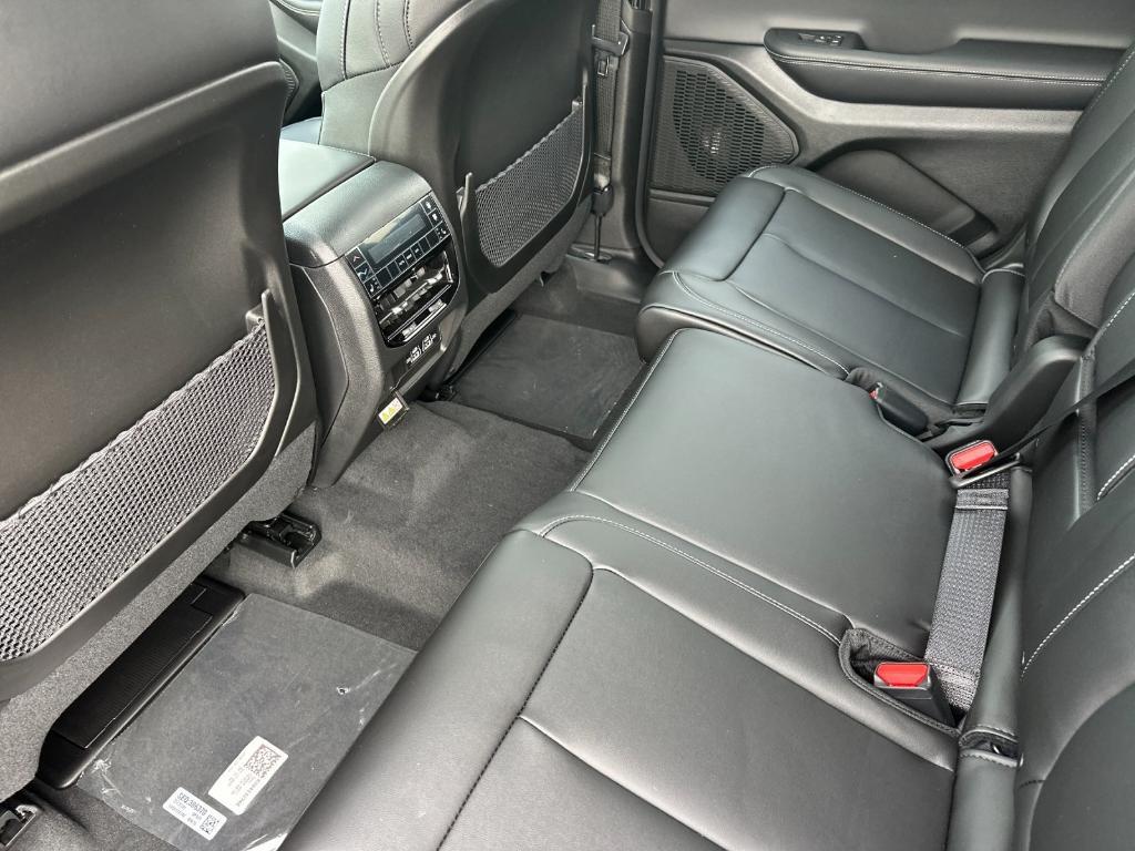 new 2025 Jeep Grand Cherokee L car, priced at $52,860