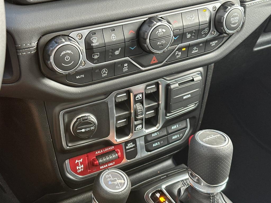 new 2026 Jeep Gladiator car, priced at $50,738