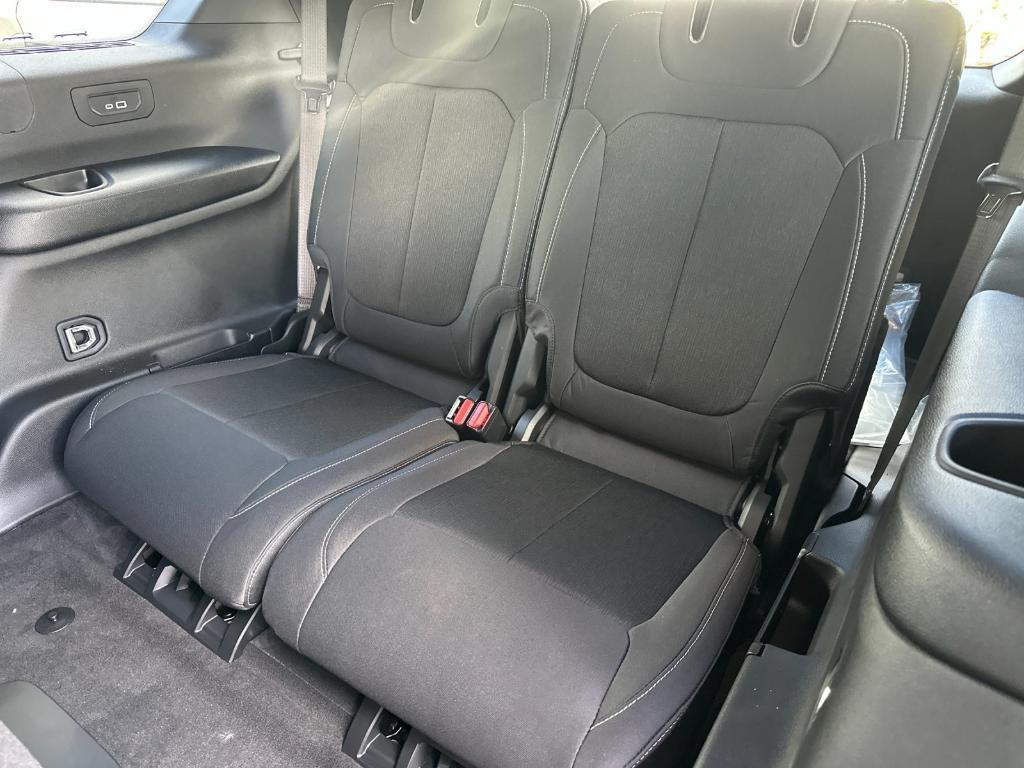 new 2025 Jeep Grand Cherokee L car, priced at $46,670