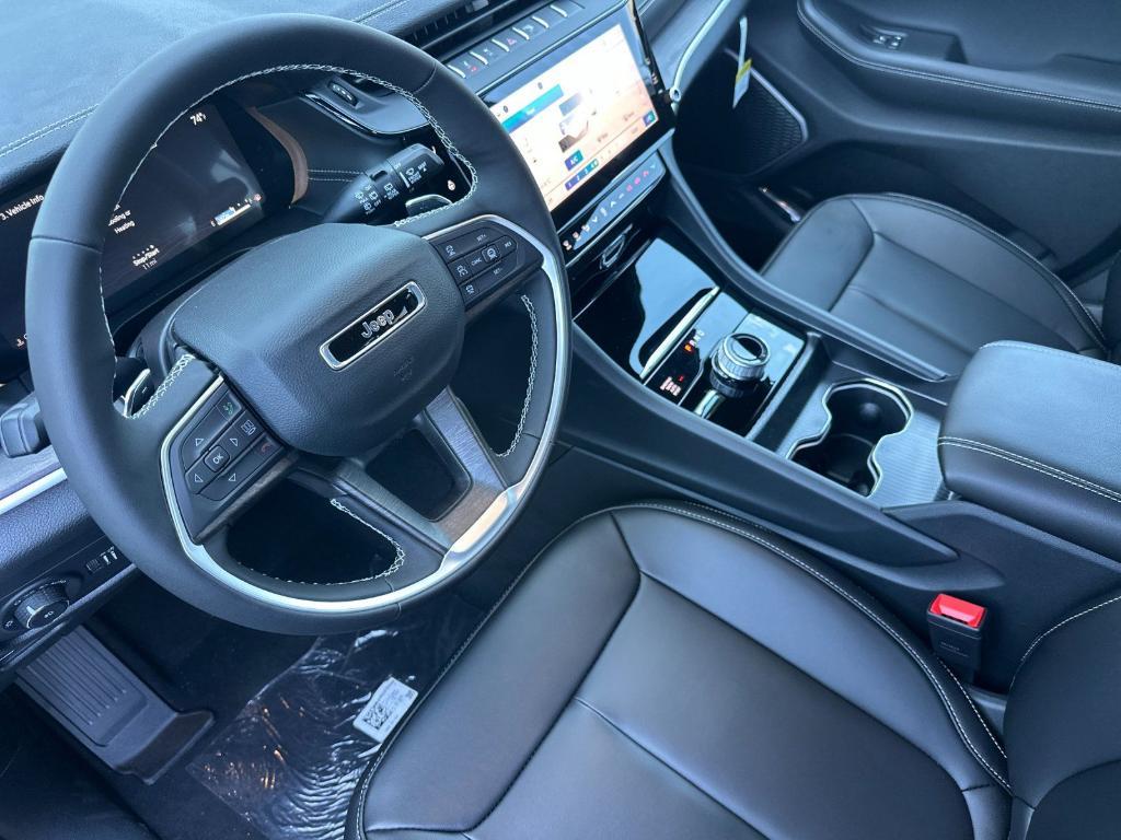 new 2026 Jeep Grand Cherokee L car