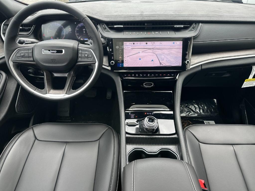 new 2026 Jeep Grand Cherokee L car