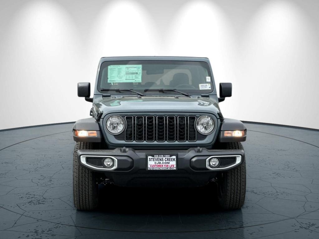 new 2026 Jeep Gladiator car
