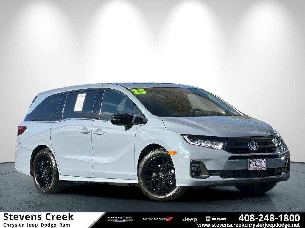 used 2025 Honda Odyssey car, priced at $36,417