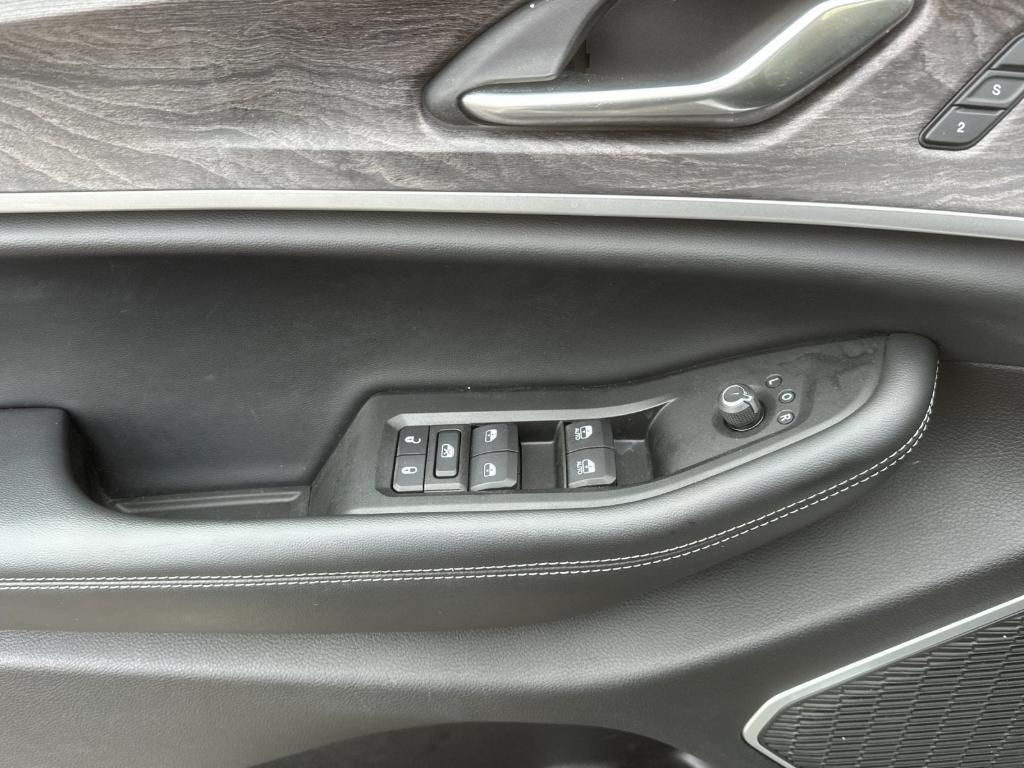 used 2021 Jeep Grand Cherokee L car, priced at $29,998