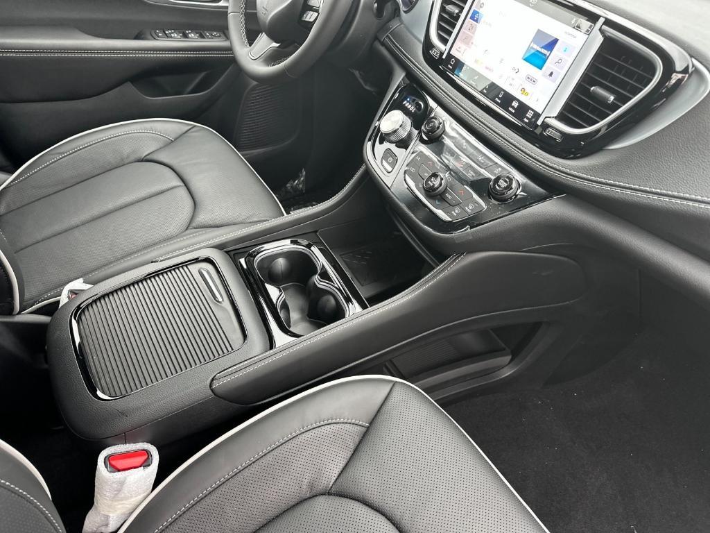 new 2026 Chrysler Pacifica car, priced at $58,930