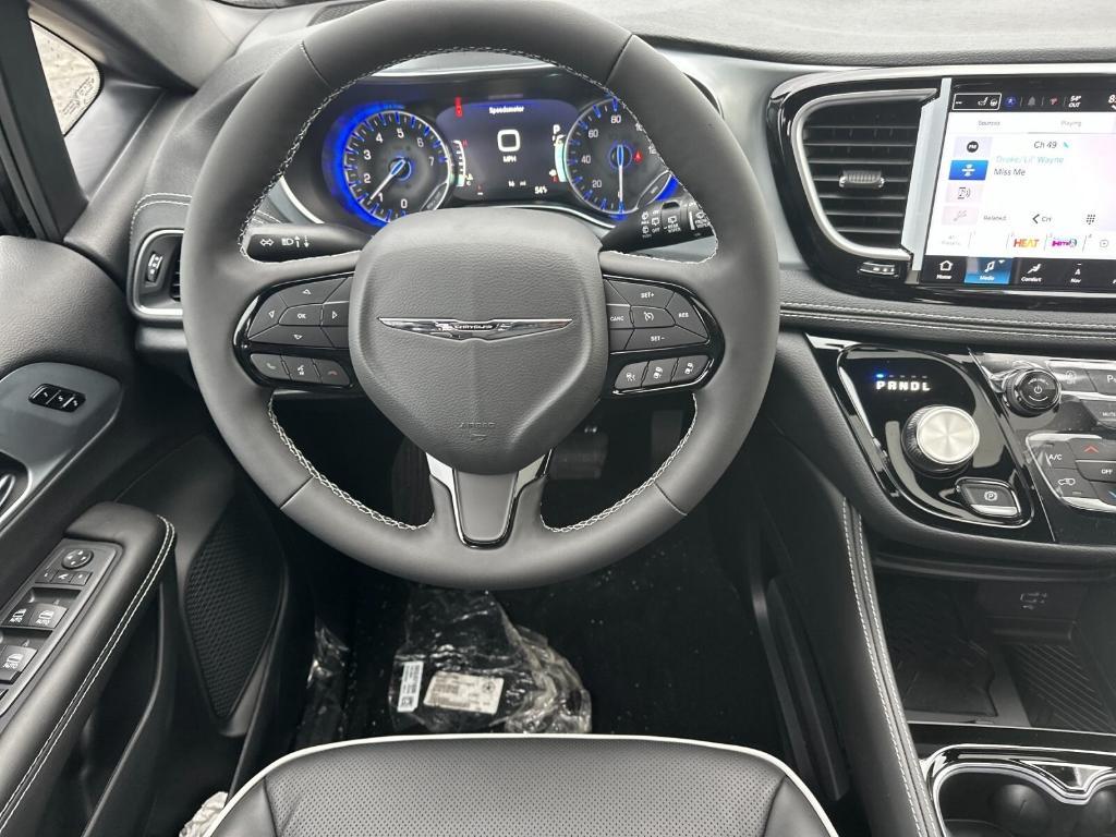 new 2026 Chrysler Pacifica car, priced at $58,930