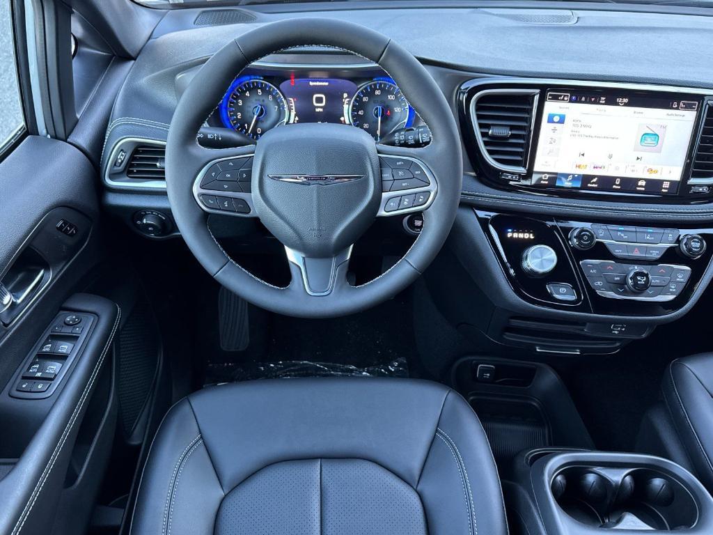 new 2026 Chrysler Pacifica car